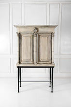 Cargar imagen en el visor de la galería, Armario Hueso Antique