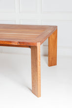 Cargar imagen en el visor de la galería, Comedor Exterior Belgrano