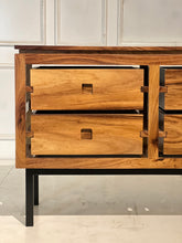 Cargar imagen en el visor de la galería, Credenza de Parota
