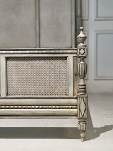 Recamara Hueso Antique